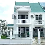 Quintas De La Real By Maos